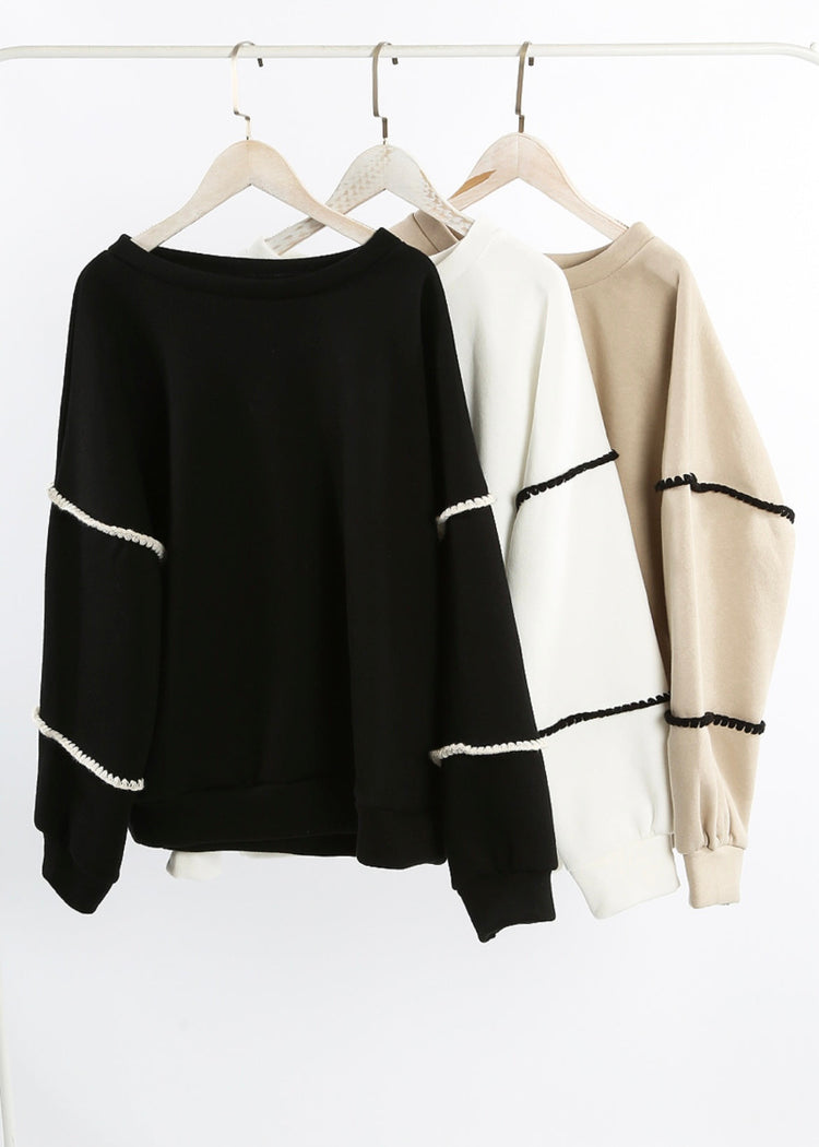 ALICE | white and black contrast edge jumper