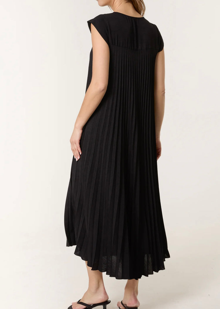 EMMA | black pleated maxi dress