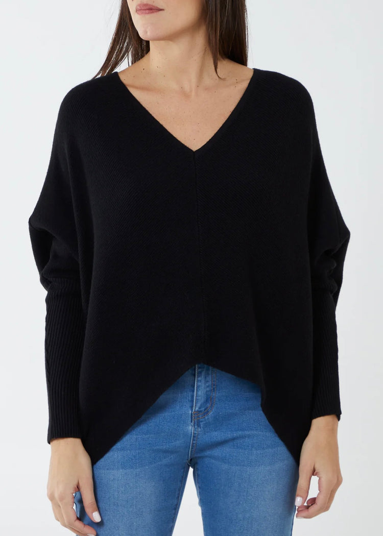JOANIE | black super soft knitted v-neck jumper