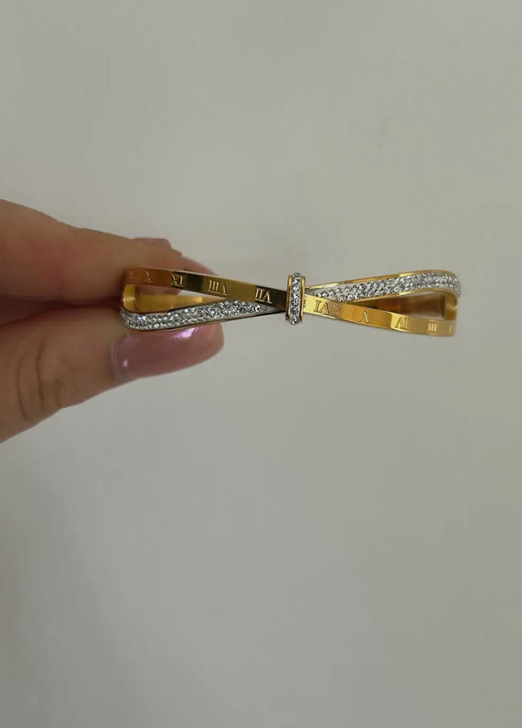 LAILA | gold cubic zirconia crossover bangle