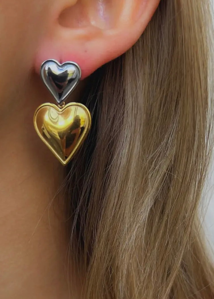 HALLE | two tone heart earrings