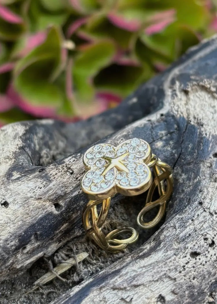ZURI | 18ct gold plated cubic zirconia clover adjustable ring