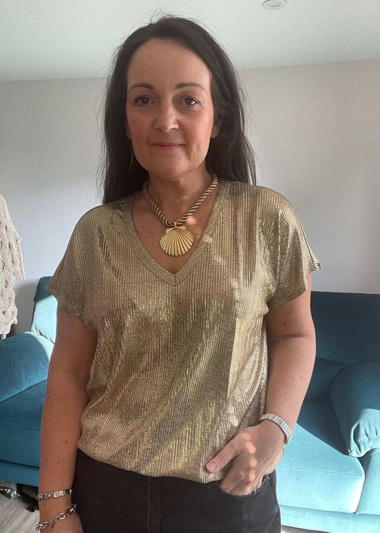 ELYSE | gold metallic v-neck top