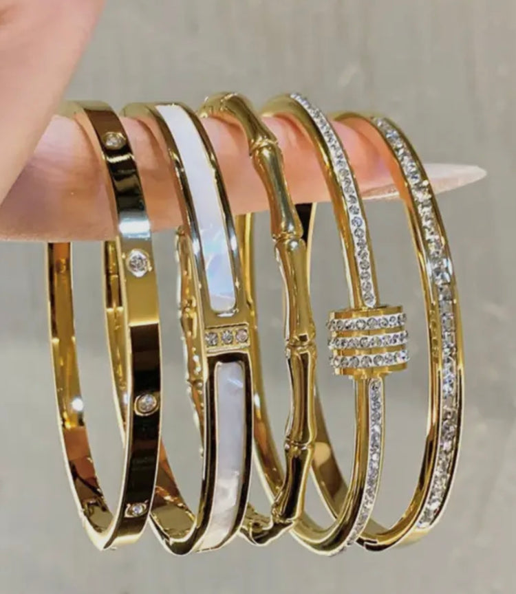ESTER | gold diamanté bangle