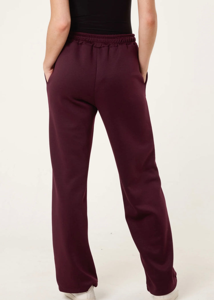 CIARA | berry wide leg joggers