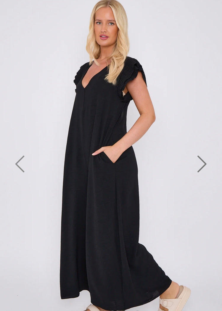 KIMMY | black pleated sleeve relaxed fit jumpsuit