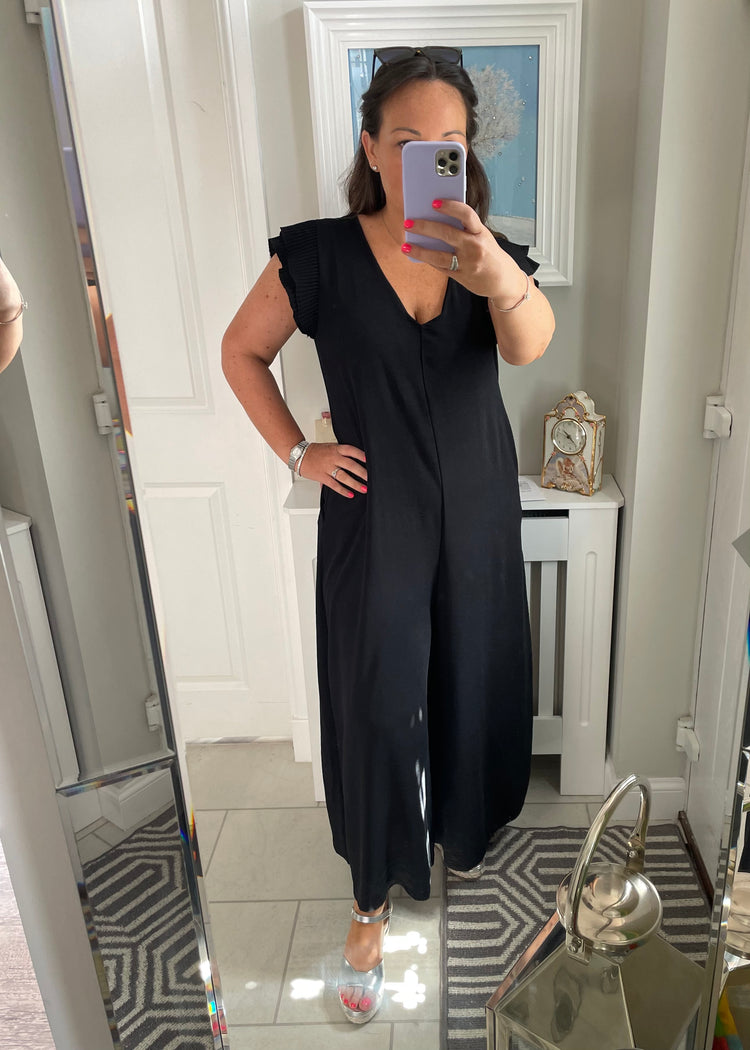 KIMMY | black pleated sleeve relaxed fit jumpsuit