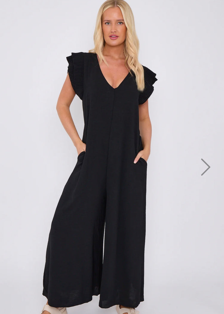 KIMMY | black pleated sleeve relaxed fit jumpsuit